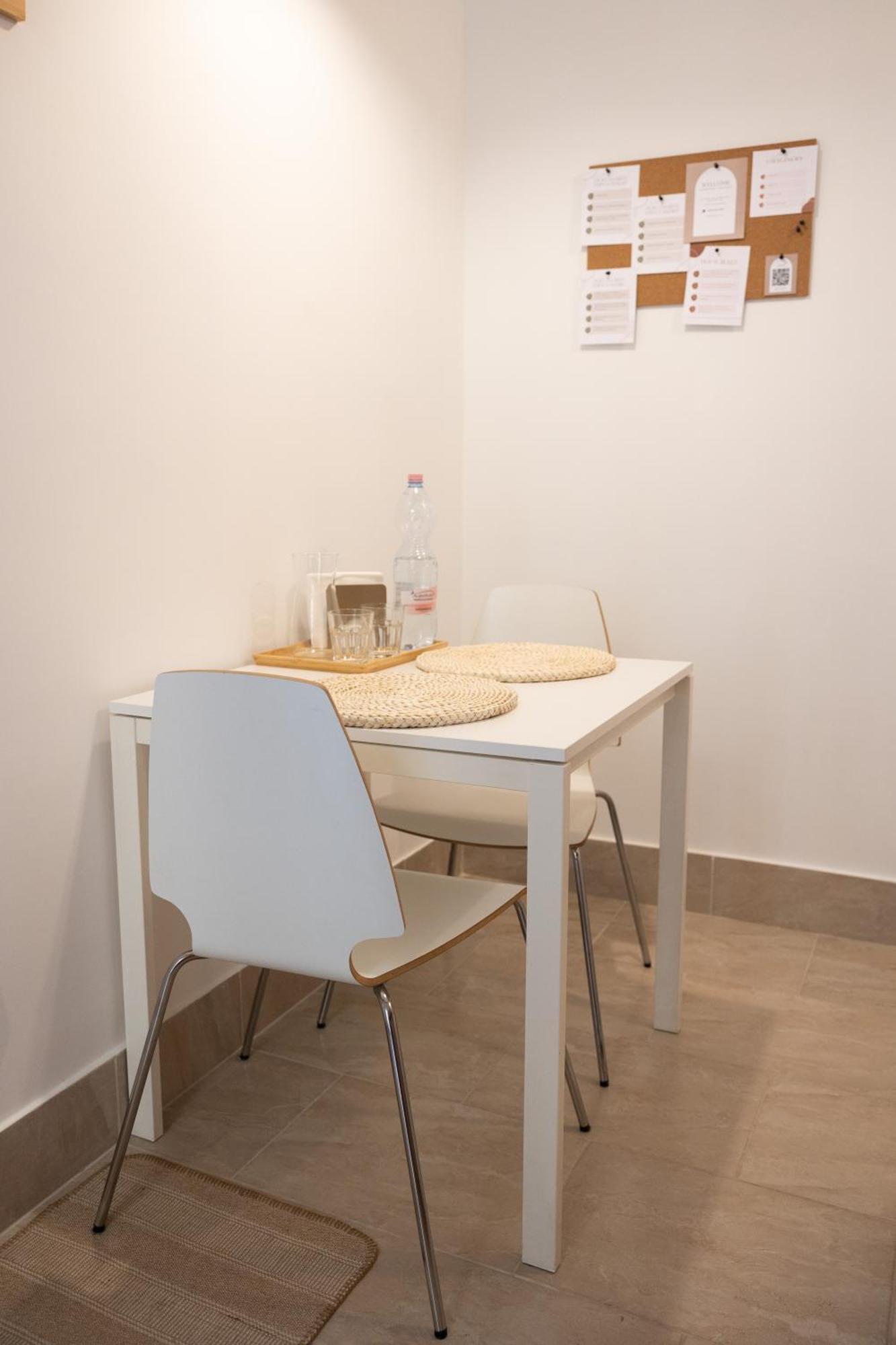 Cozy Apartment In Boedapest Buitenkant foto